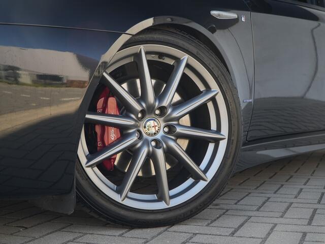 Alfa Romeo 159 Sportwagon 1.750 TBI Turbo 200 PK TI | Leder | Bose | Xenon | Cruise | 19