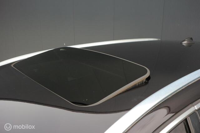 Volvo V60 2.4 D6 AWD Plug-In Hybrid Summum XENON/LEDER/2XPDC