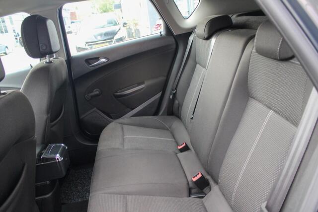 Opel Astra 1.4 Turbo Edition+