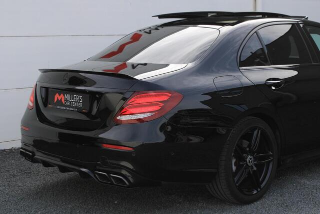 Mercedes-Benz E-Klasse 200 Business Solution AMG Pano Sfeerverlichting