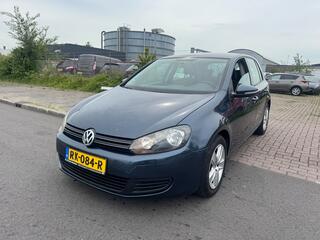 Volkswagen Golf VI