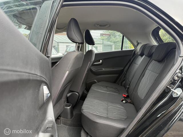 KIA Picanto 1.0 CVVT ComfortLine Airco Trekhaak Luxe uitv.