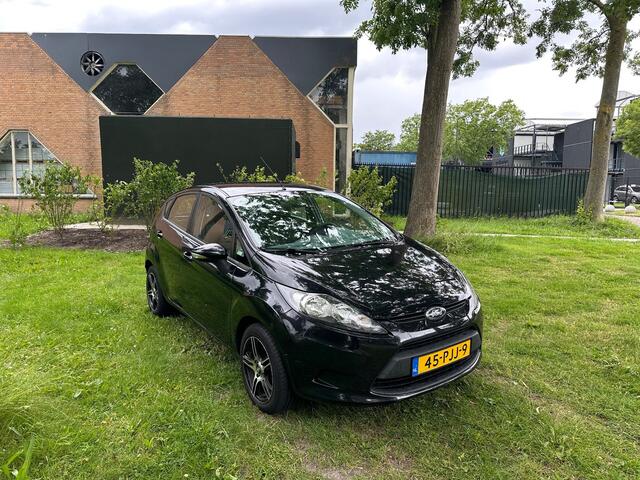 Ford Fiesta 1.25 Limited Airco NW DISTRIBUTIE