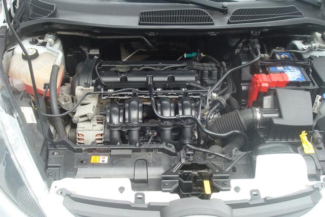 Ford Fiesta 1.25 Limited, Airco, trekhaak, zeer nette auto