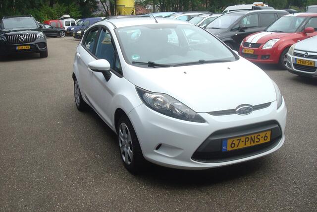 Ford Fiesta 1.25 Limited, Airco, trekhaak, zeer nette auto