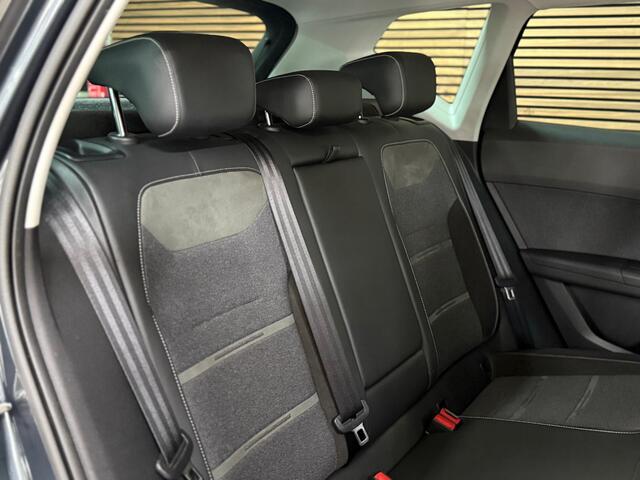 Seat Ateca 1.5 TSI Xperience DSG | ACC | Matrix LED | Elektr. Trekhaak | Blind Spot | Stoelverwarming | Elektr. Achterklep