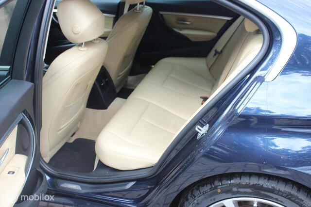 BMW 3-Serie 316i High Executive