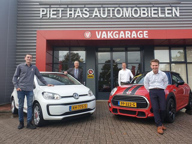 Fiat 500c 0.9 TwinAir Turbo Lounge | Airco | Navigatie | Parkeersensoren | Incl. BOVAG Garantie |  Bluetooth |