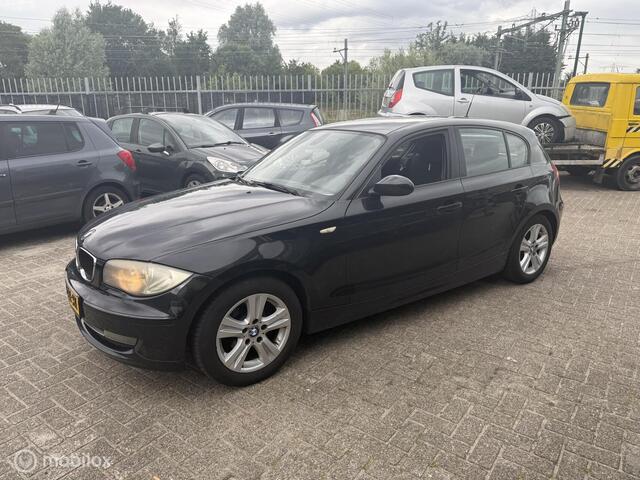 BMW 1-Serie 116i High Executive LOOPT WARM EXPORTPRIJS