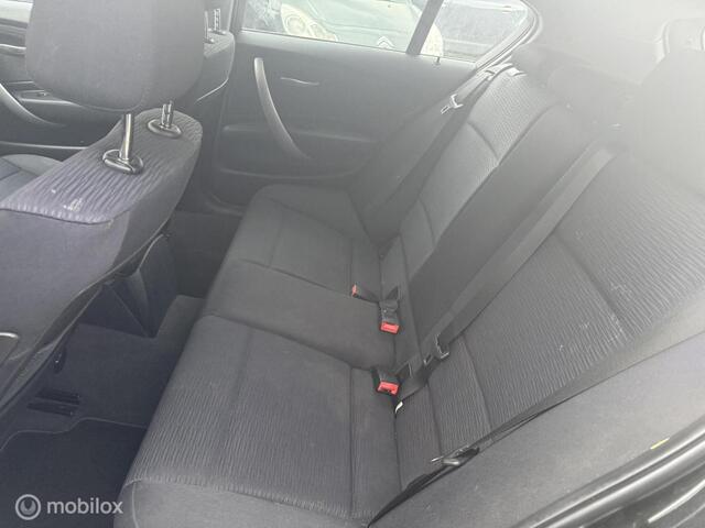 BMW 1-Serie 116i High Executive LOOPT WARM EXPORTPRIJS