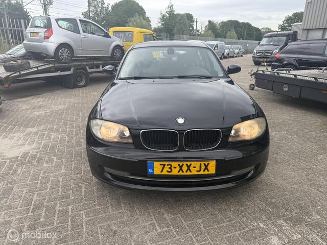 BMW 1-Serie 116i High Executive LOOPT WARM EXPORTPRIJS