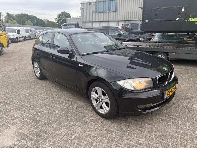 BMW 1-Serie 116i High Executive LOOPT WARM EXPORTPRIJS