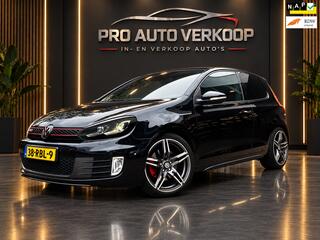 Volkswagen Golf VI
