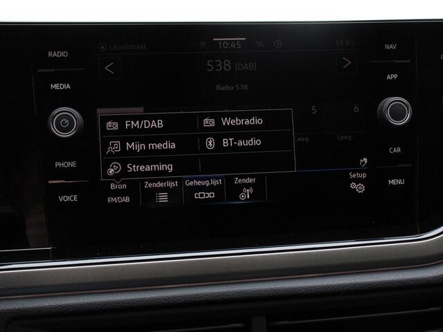 Volkswagen Polo 1.0 TSI Move Navigatie App Connect / Android Auto / Apple Carplay Climate Control Parkeer sensoren Lichtmetalen Velgen Dab Digitale Cockpit