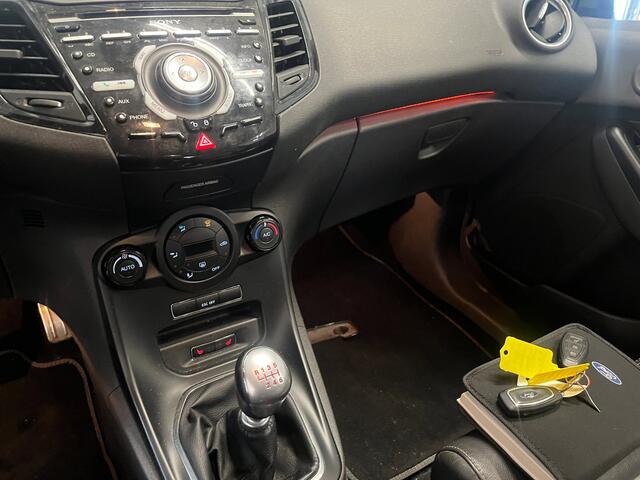 Ford Fiesta 1.6 ST2 SCHADEAUTO