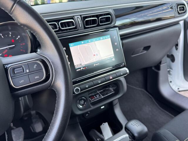 Citroen C3 1.2 PureTech S&S Shine Nwe Distr.riem Lees tekst