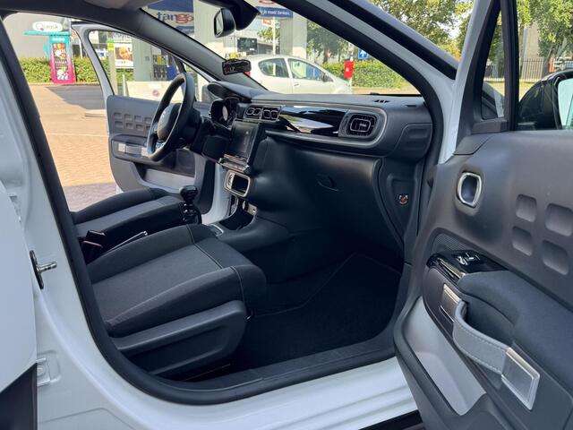 Citroen C3 1.2 PureTech S&S Shine Nwe Distr.riem Lees tekst