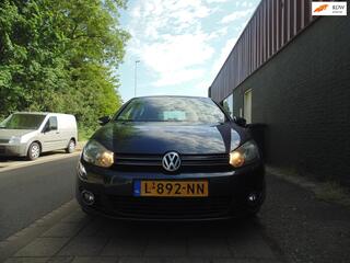 Volkswagen Golf VI