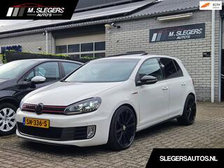 Volkswagen Golf VI