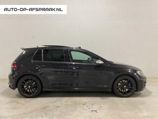 Volkswagen Golf VII