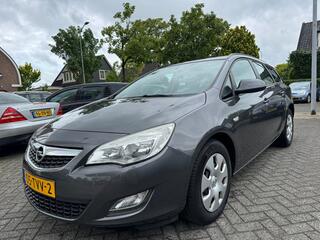Opel Astra Sports Tourer (2010 - 2016)