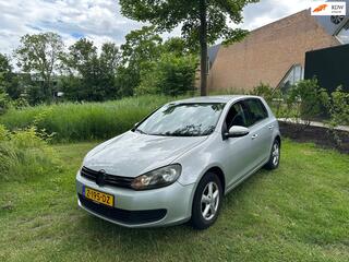 Volkswagen Golf VI