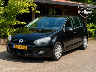 Volkswagen Golf VI