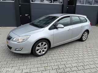 Opel Astra Sports Tourer (2010 - 2016)