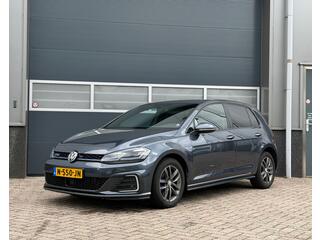 Volkswagen Golf VII