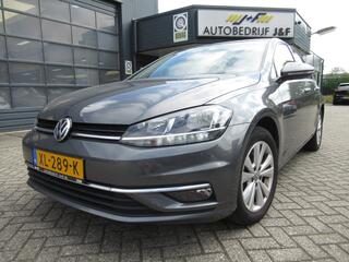 Volkswagen Golf VII