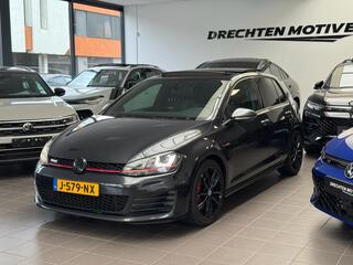 Volkswagen Golf VII