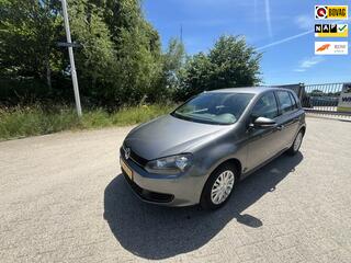 Volkswagen Golf VI