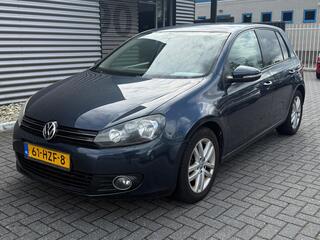 Volkswagen Golf VI