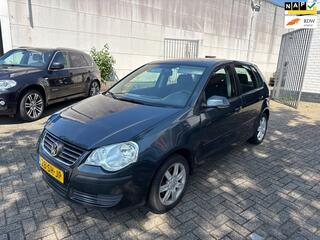 Volkswagen Polo (2002 - 2009)