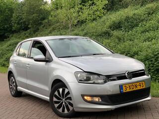 Volkswagen Polo (2009 - 2017)