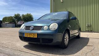 Volkswagen Polo (2002 - 2009)