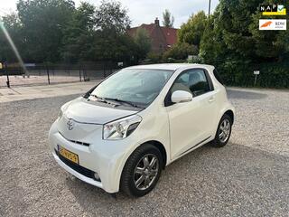 Toyota iQ