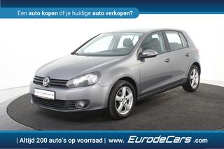 Volkswagen Golf VI