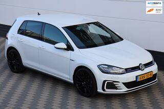Volkswagen Golf VII