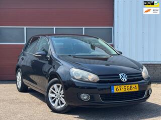 Volkswagen Golf VI