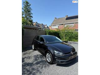 Volkswagen Golf VII