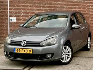 Volkswagen Golf VI