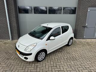 Nissan Pixo