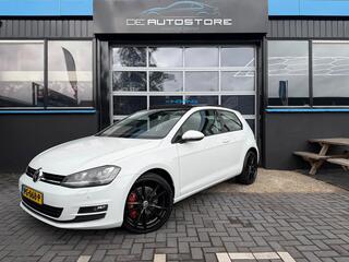 Volkswagen Golf VII
