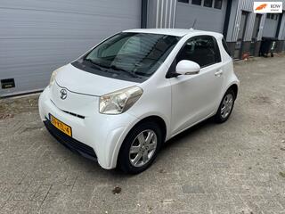 Toyota iQ