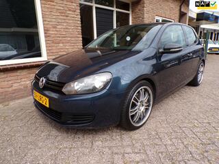 Volkswagen Golf VI