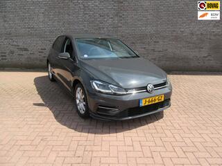 Volkswagen Golf VII
