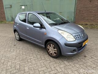 Nissan Pixo