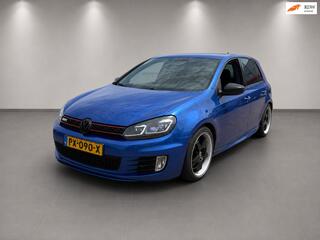 Volkswagen Golf VI
