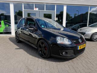 Volkswagen Golf V